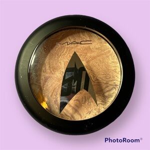 𝅺RARE MAC Cosmetics Star Trek Luna Luster Trip The Light Fantastic Power